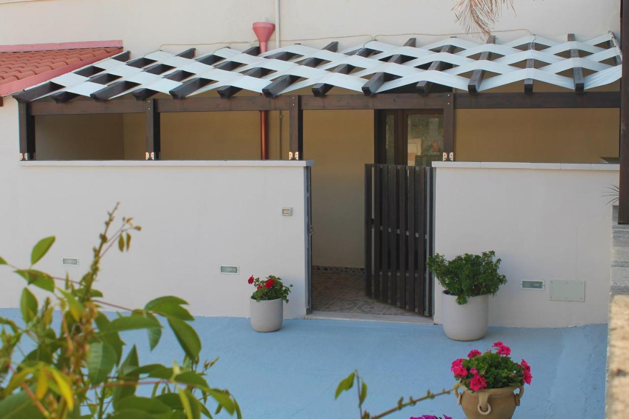 Casa Vacanze Natali-Stella Porto Cesareo Ngoại thất bức ảnh